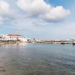 Anchor Yalos - Double Bed Room 4
